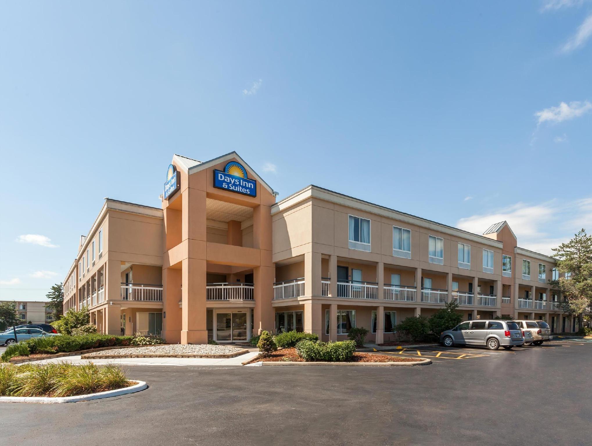 Days Inn & Suites By Wyndham Warren Eksteriør billede