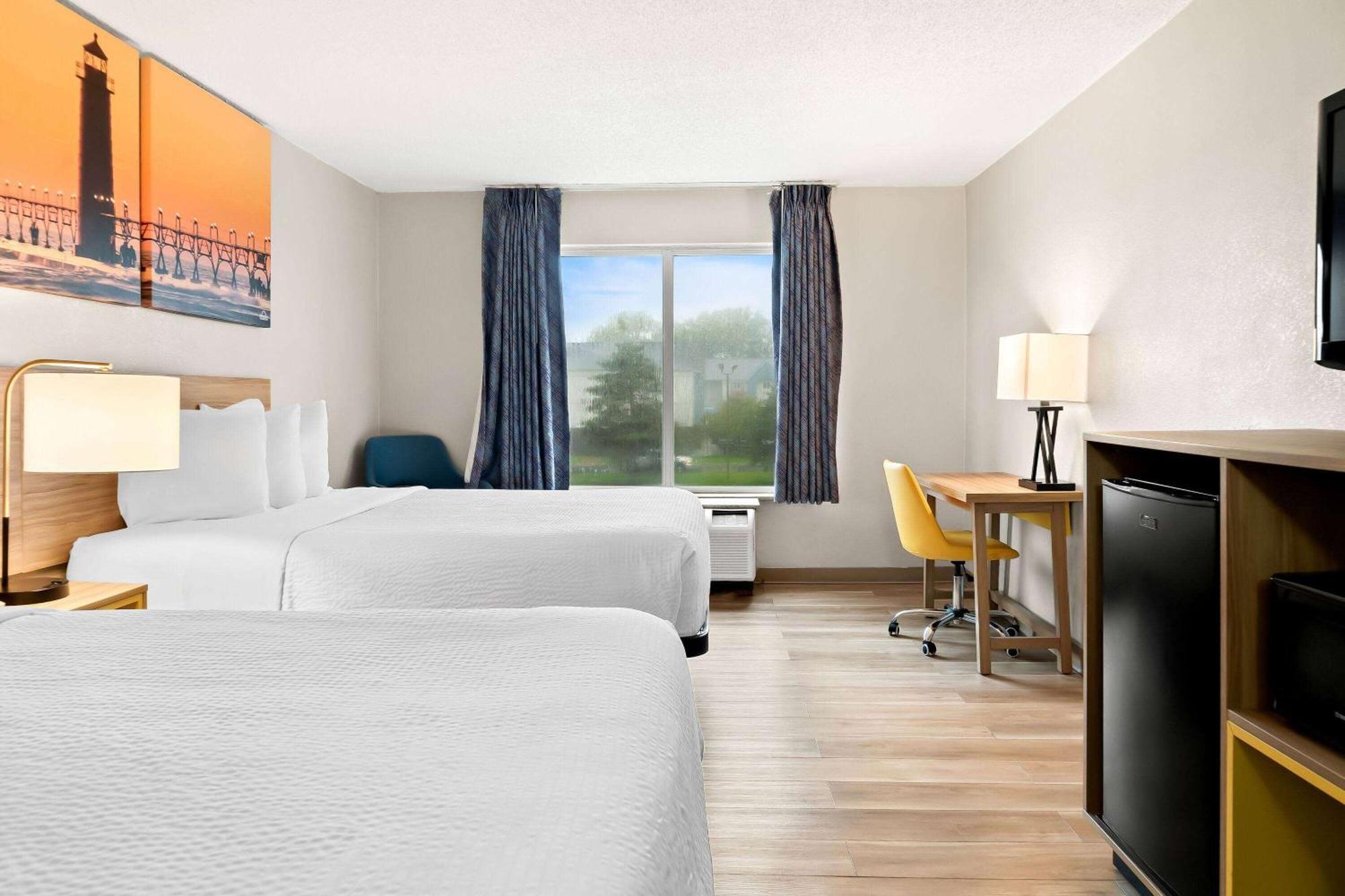 Days Inn & Suites By Wyndham Warren Eksteriør billede