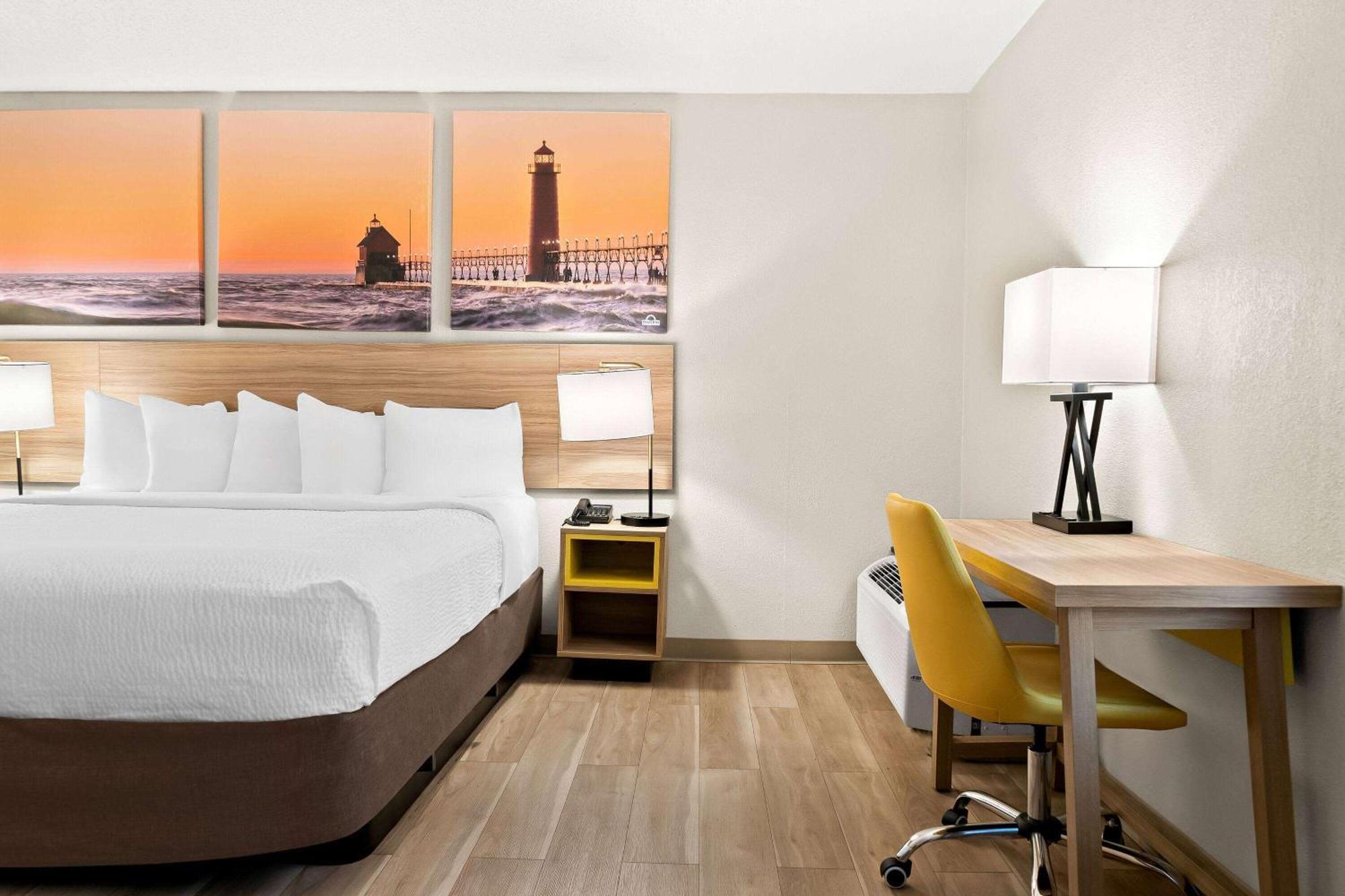 Days Inn & Suites By Wyndham Warren Eksteriør billede