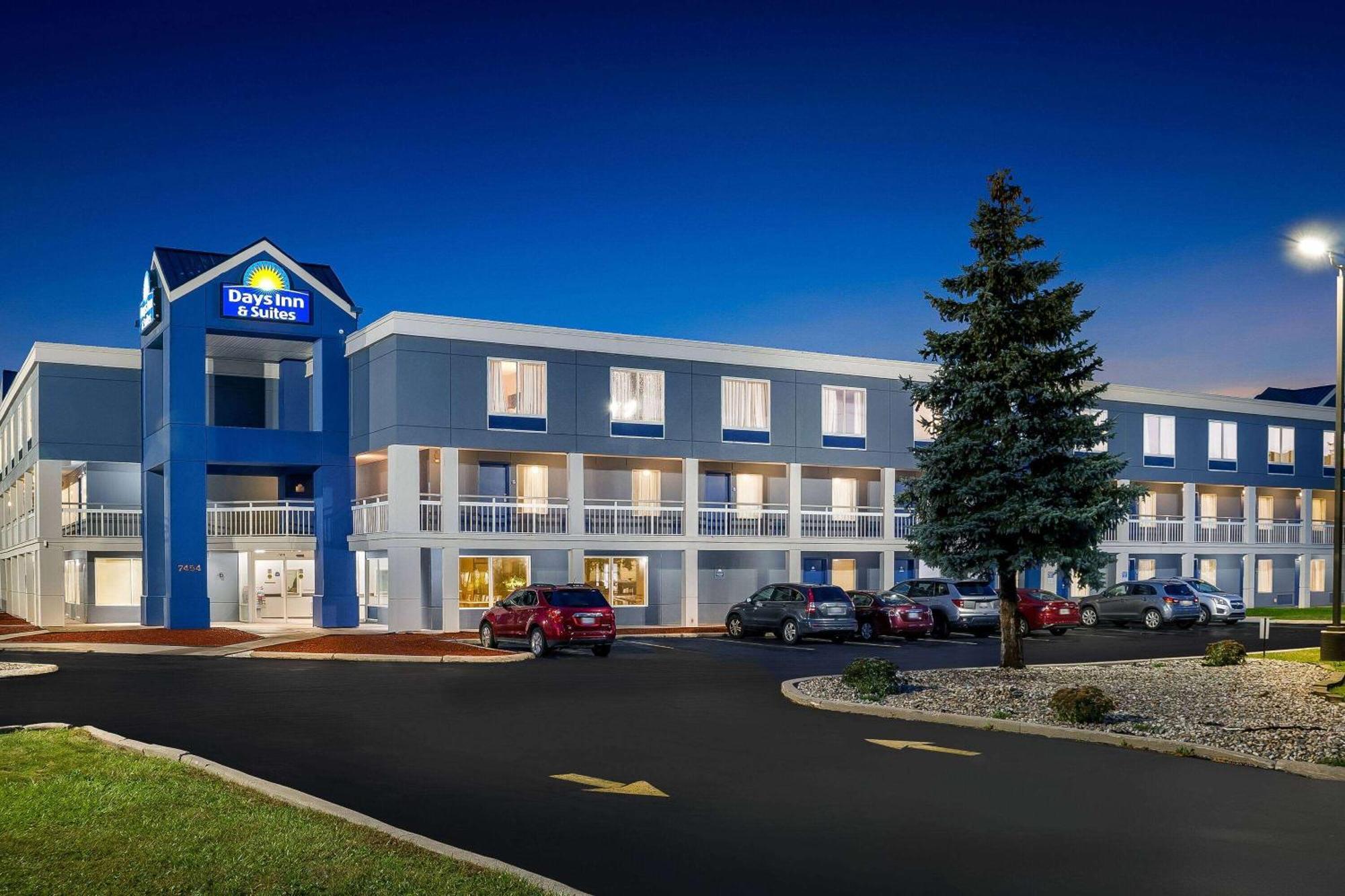 Days Inn & Suites By Wyndham Warren Eksteriør billede
